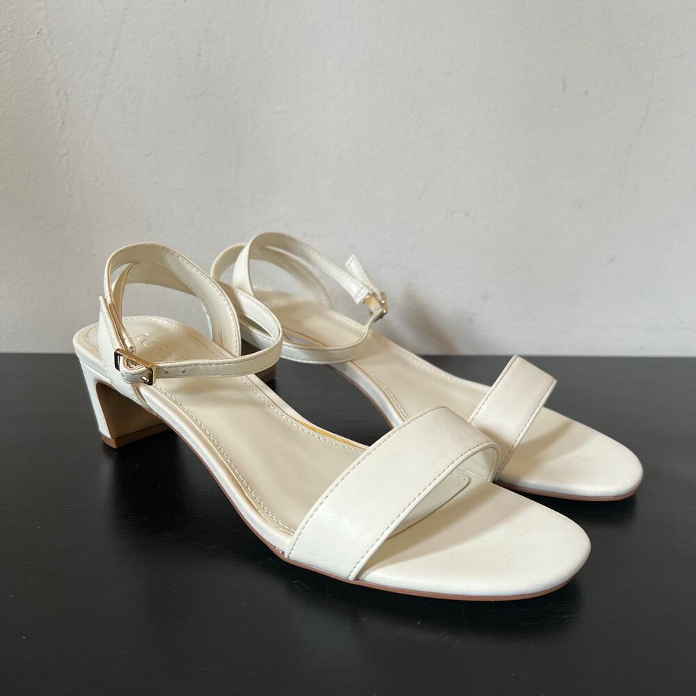 J.CREW Ivory White Kitten Heel Wrap Ankle Low Block Heel Sandals 7